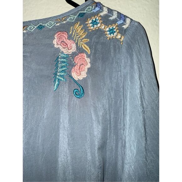 Johnny Was Embroidered Tunic Top/ Mini Dress Size Small– Light Blue 3/4 Sleeve B - Picture 8 of 16